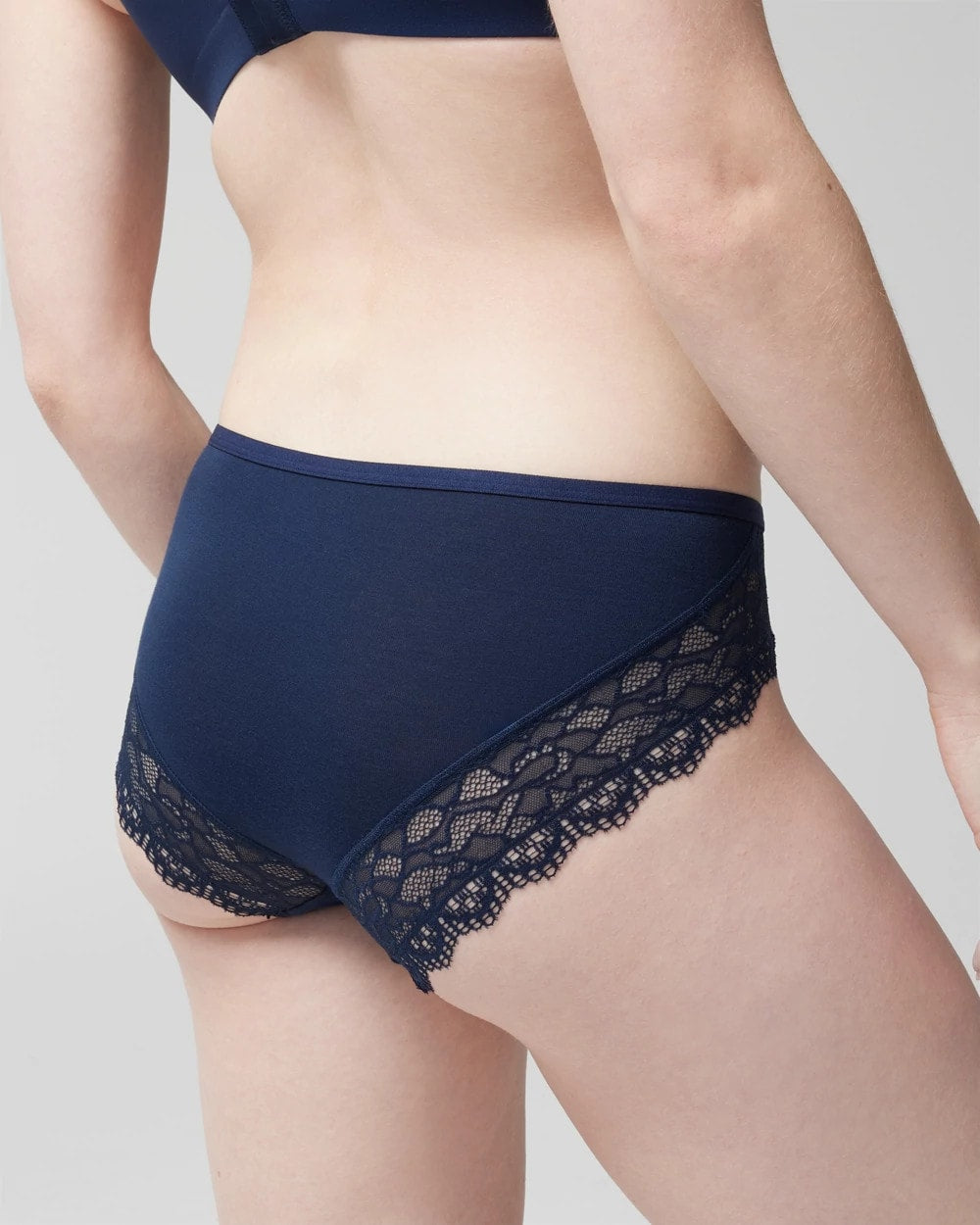 Soma Hipster Panty with Enchanting Lace