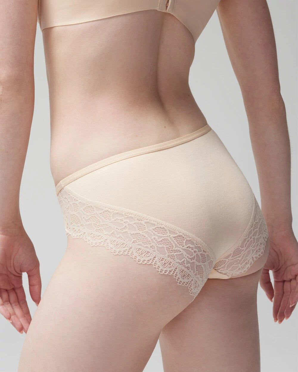 Soma Hipster Panty with Enchanting Lace