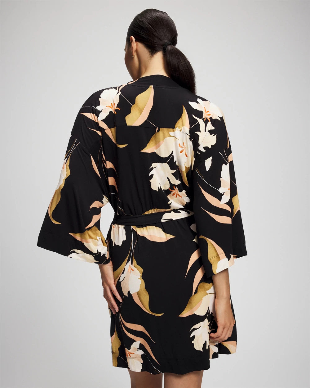 Soma Short Robe
