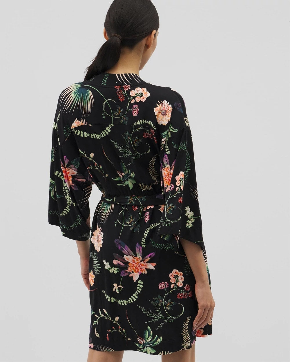 Soma Short Robe