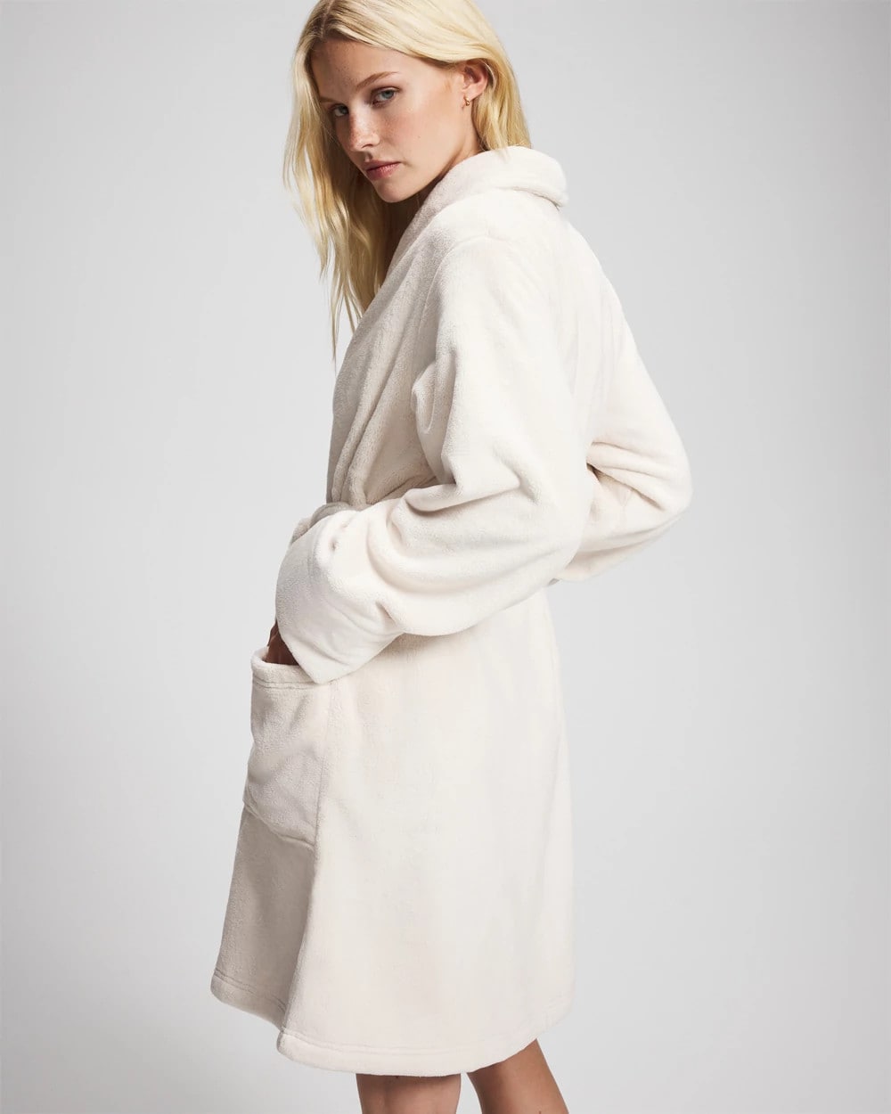 Soma Plush Short Robe