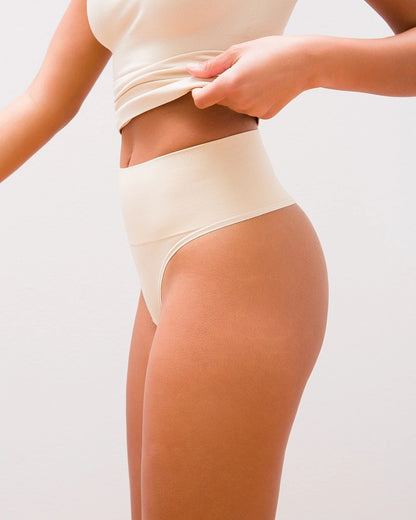 Soma Seamless Ultralight Smoothing Thong