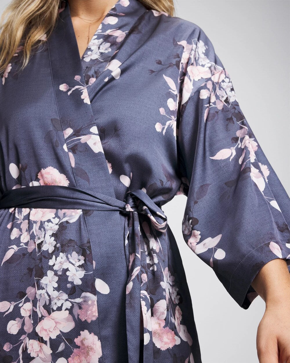 Soma Short Robe