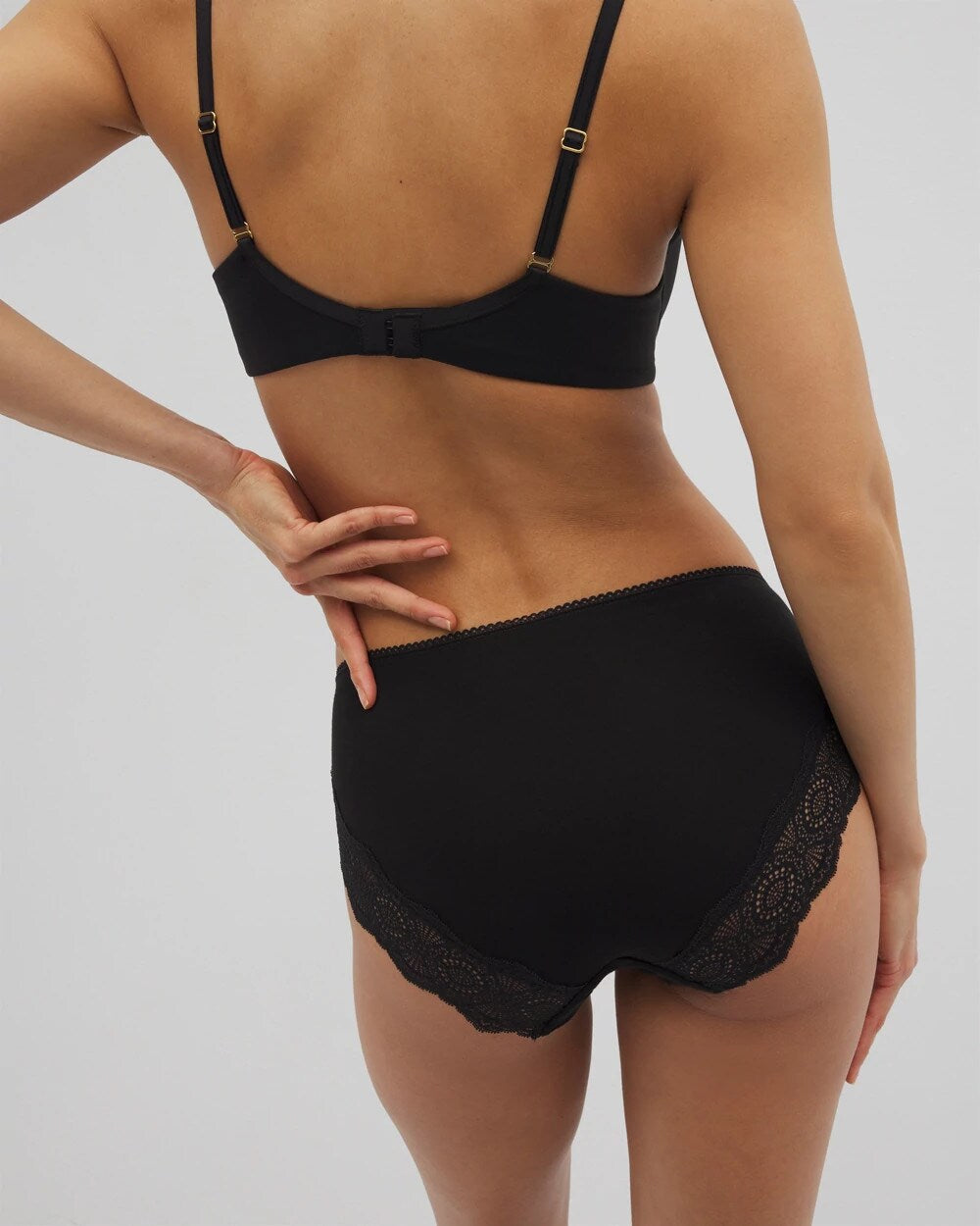 Soma Embraceable Hipster Panty Crochet Lace