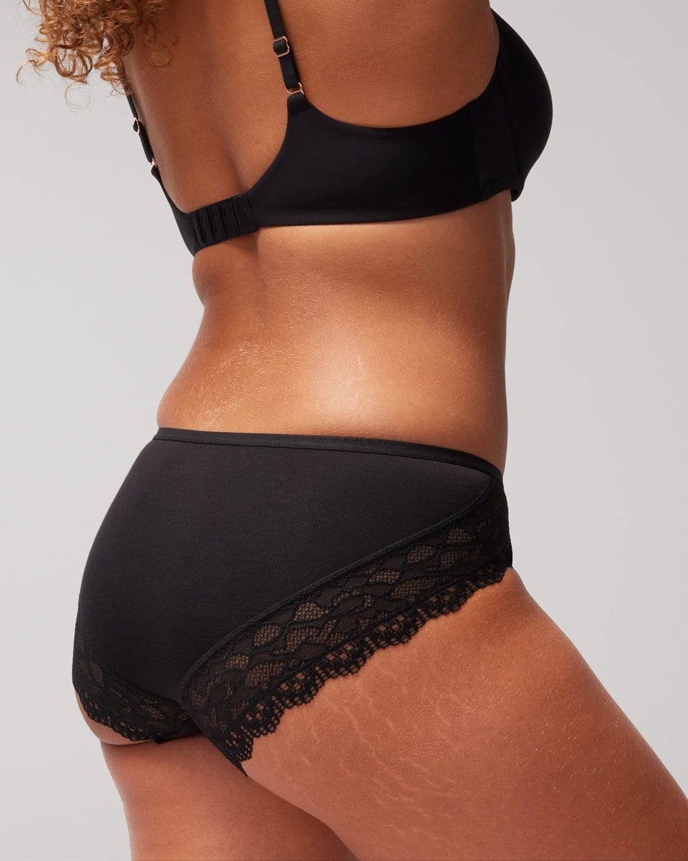 Soma Hipster Panty with Enchanting Lace