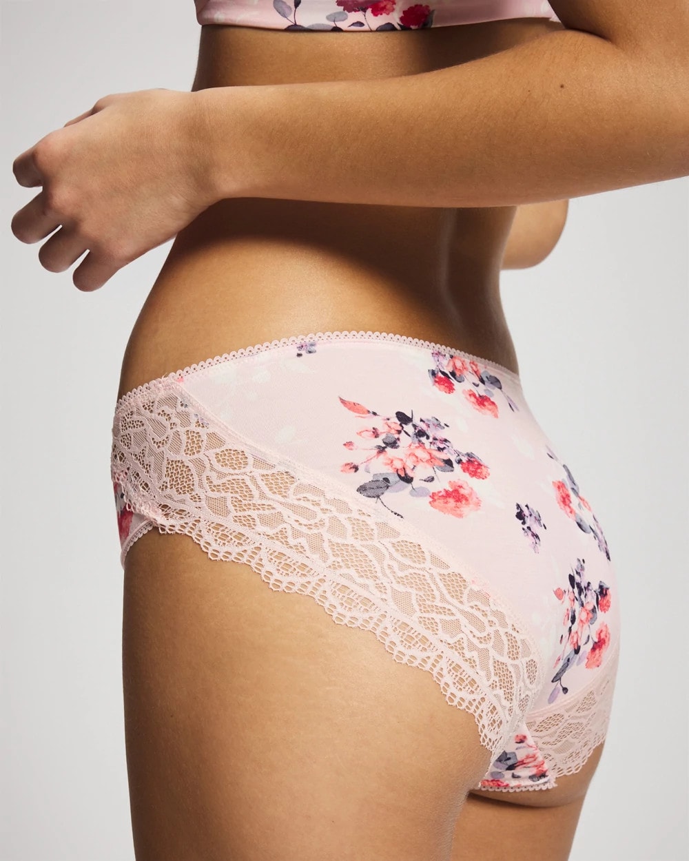 Soma Lace Hipster
