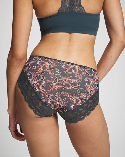 Soma Lace Hipster