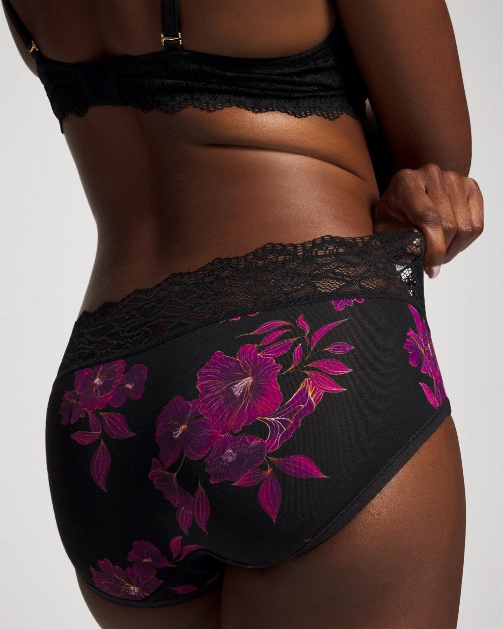 Soma Hipster Panty with Enchanting Lace