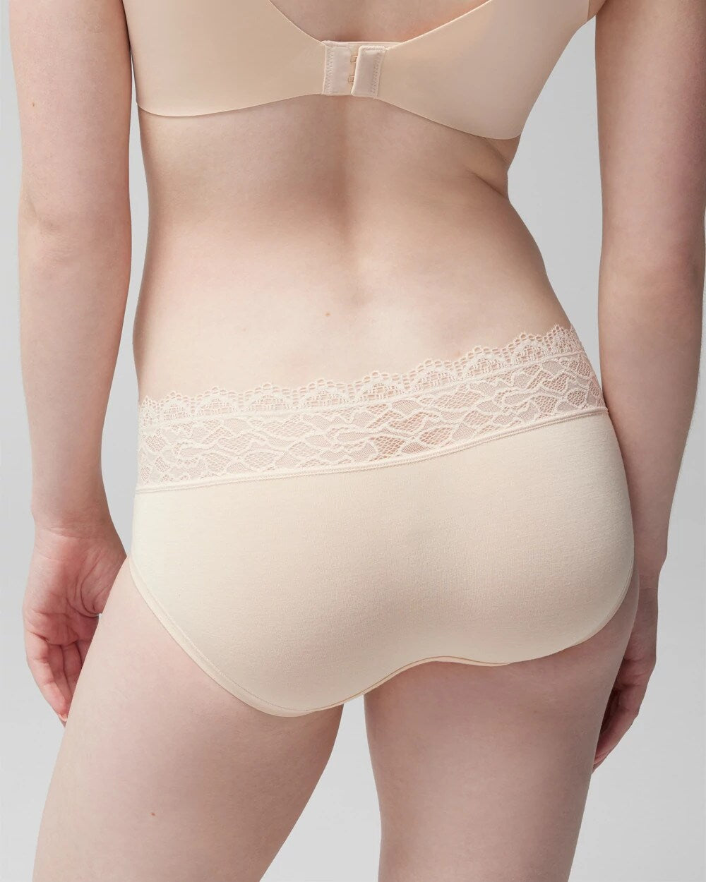 Soma Hipster Panty with Enchanting Lace