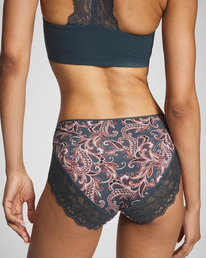 Soma High-Leg Panty with Enchanting Lace
