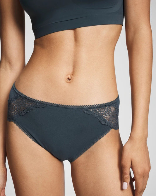 Soma Embraceable High-Leg Panty with Crochet Lace