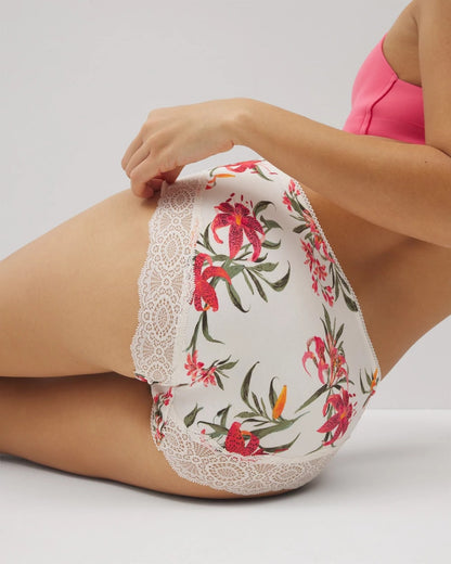 Soma Embraceable High-Leg Panty with Crochet Lace