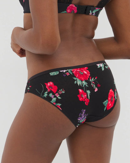 Soma Bikini Panty with Enchanting Lace