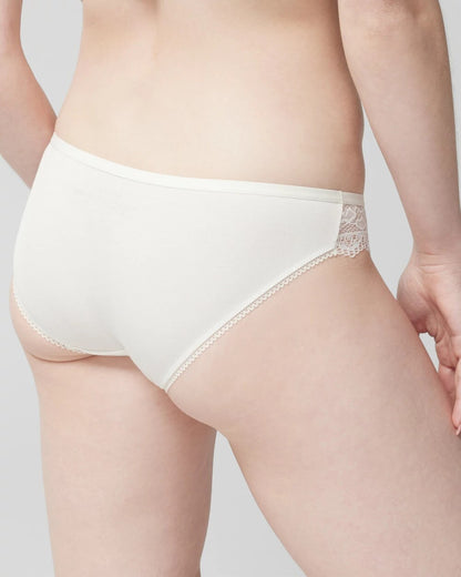 Soma Bikini Panty with Enchanting Lace