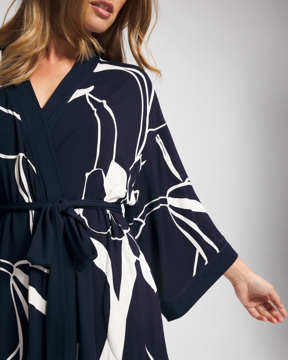 Soma Short Robe