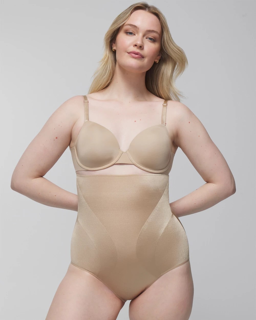 Soma Mid-Level Shaping Vanishing Edge High-Waist Brief