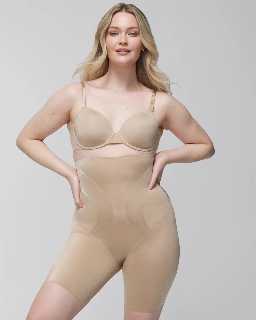 Soma Mid-Level Shaping Vanishing Edge High-Waist Thigh Slimmer