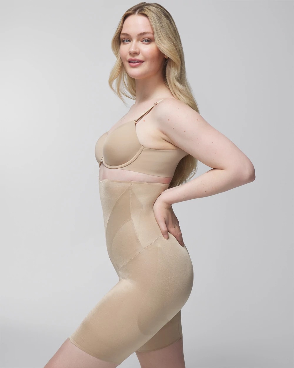 Soma Mid-Level Shaping Vanishing Edge High-Waist Thigh Slimmer