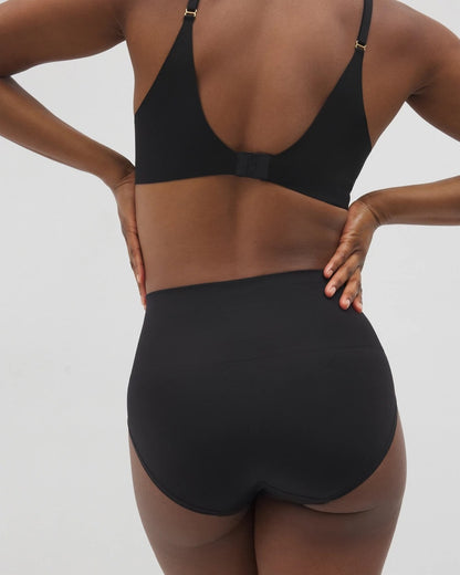 Soma Mid-Level Shaping Seamless Brief