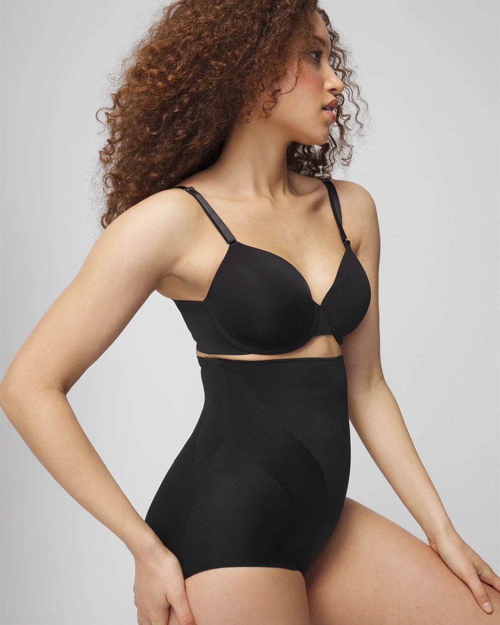 Soma Mid-Level Shaping Vanishing Edge High-Waist Brief