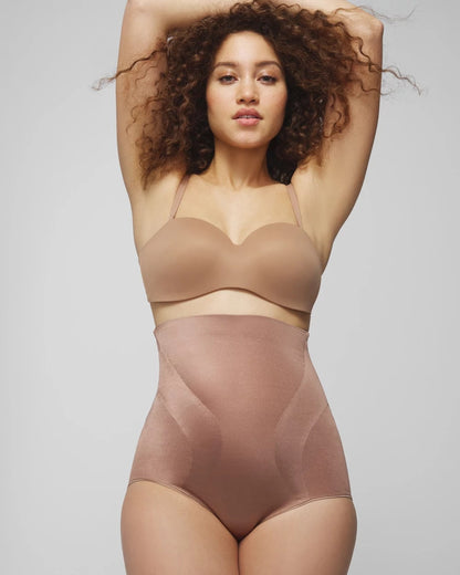 Soma Mid-Level Shaping Vanishing Edge High-Waist Brief