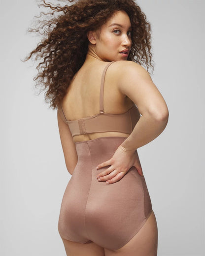 Soma Mid-Level Shaping Vanishing Edge High-Waist Brief